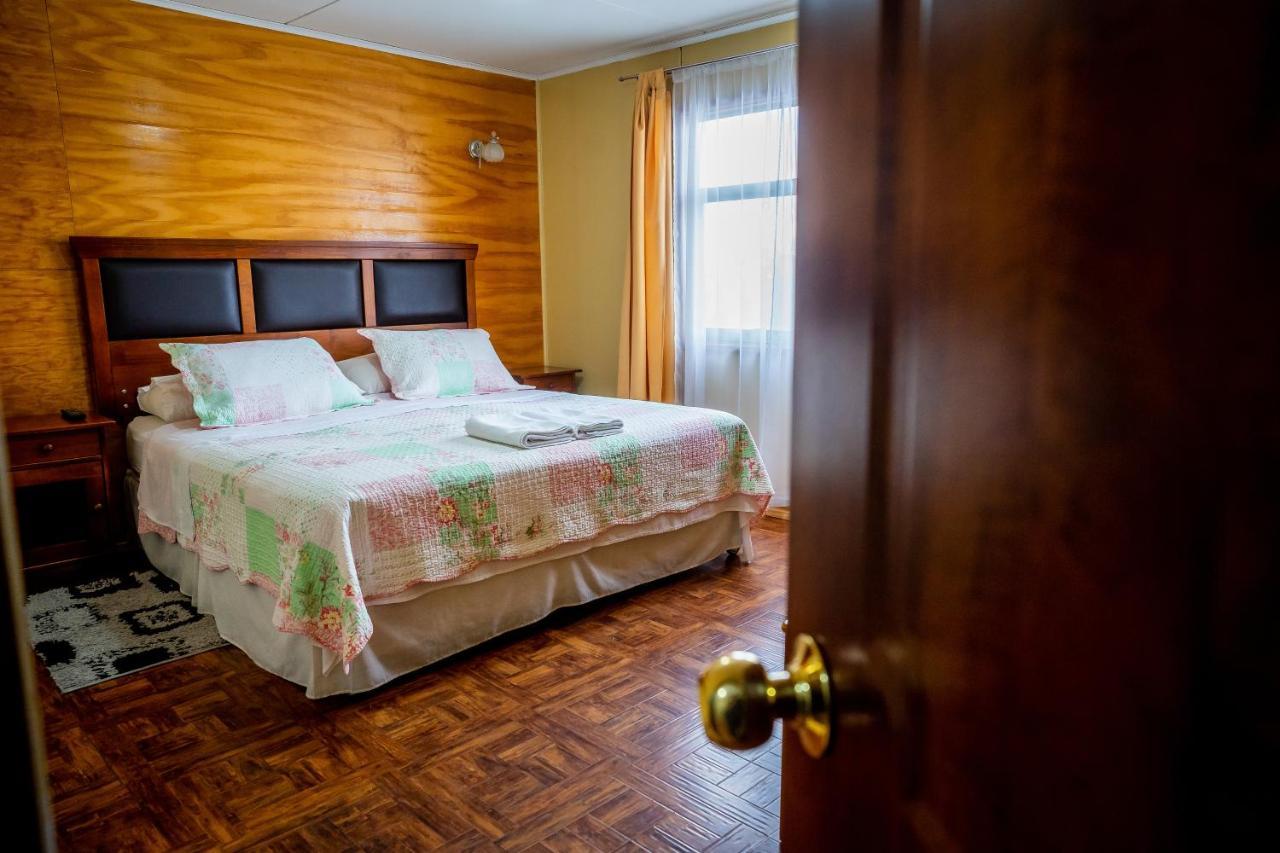 Casa Lucy Bed & Breakfast Puerto Natales Dış mekan fotoğraf