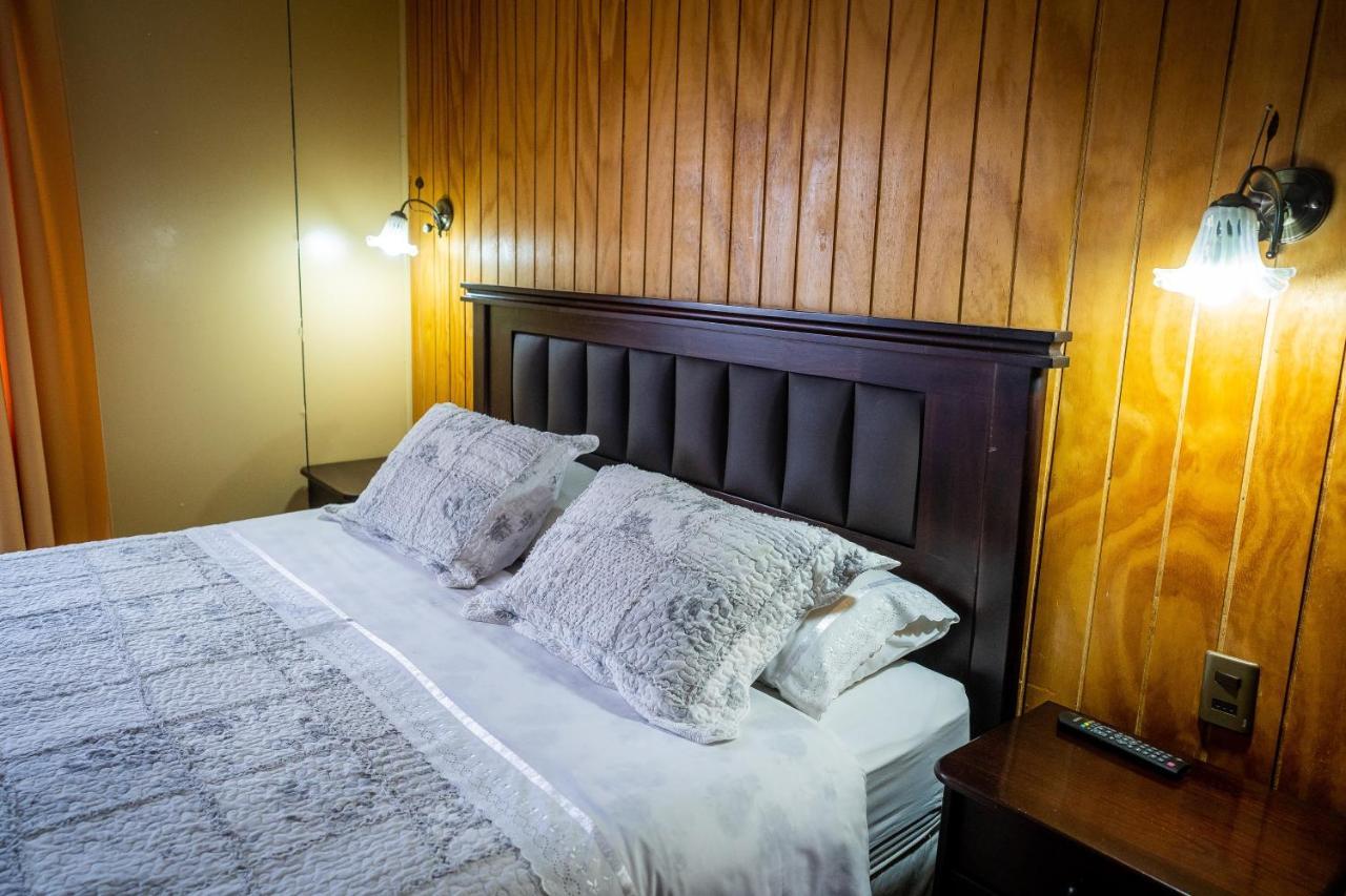 Casa Lucy Bed & Breakfast Puerto Natales Dış mekan fotoğraf