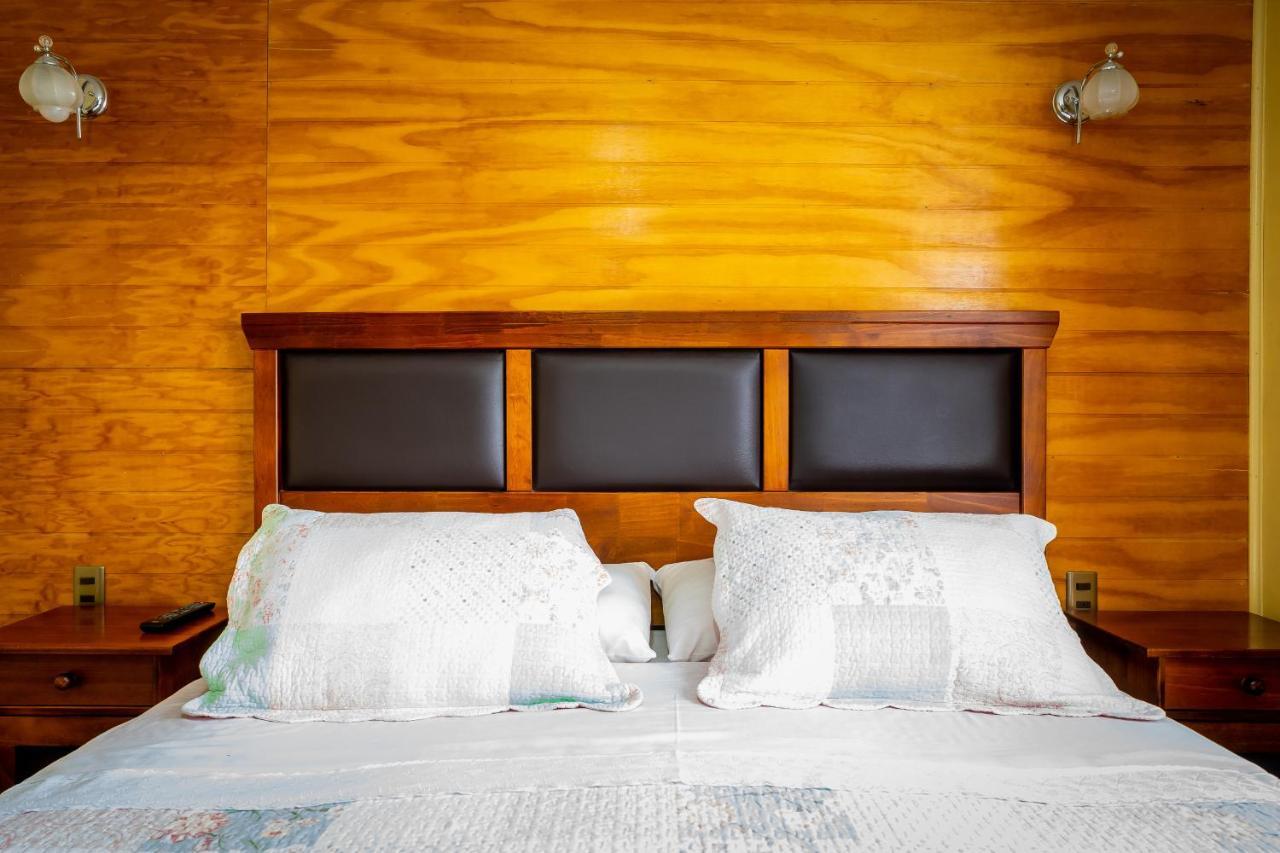 Casa Lucy Bed & Breakfast Puerto Natales Dış mekan fotoğraf
